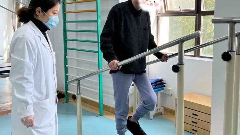 日间照料中心安全流程：守护失能老人，构建温馨家园