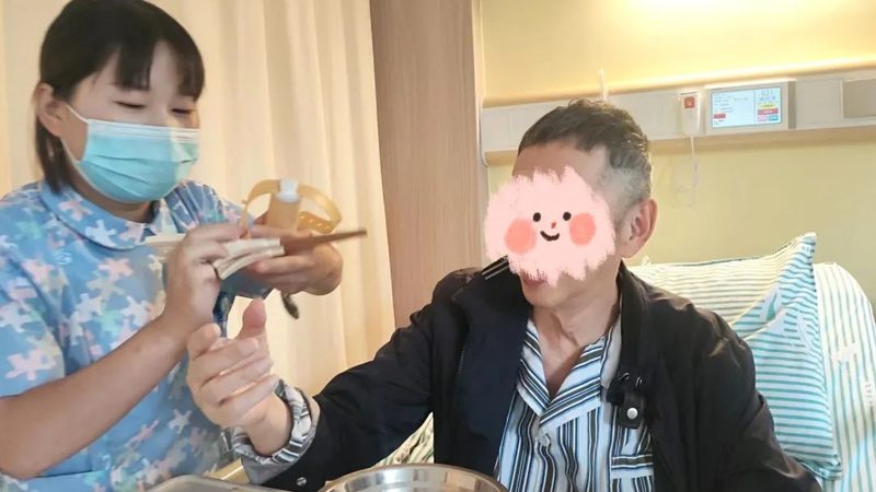 养老扶手的安装高度直接关系到老人的使用体验和安全性。以下是一些安装高度的重要性：